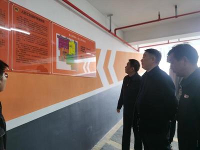 六安市政府督查人防车位标识工作